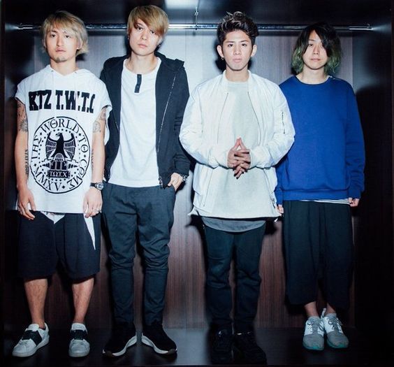 One Ok Rock Takaさんの私服ファッションコーデまとめ 愛用ブランドやアクセサリーも Kazuhiromouriblog